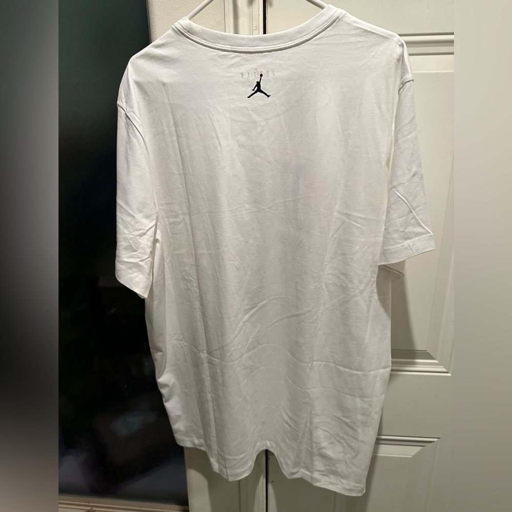 Jordan Stack Short Sleeve Graphic T-Shirt White XXL - Picture 2 of 8